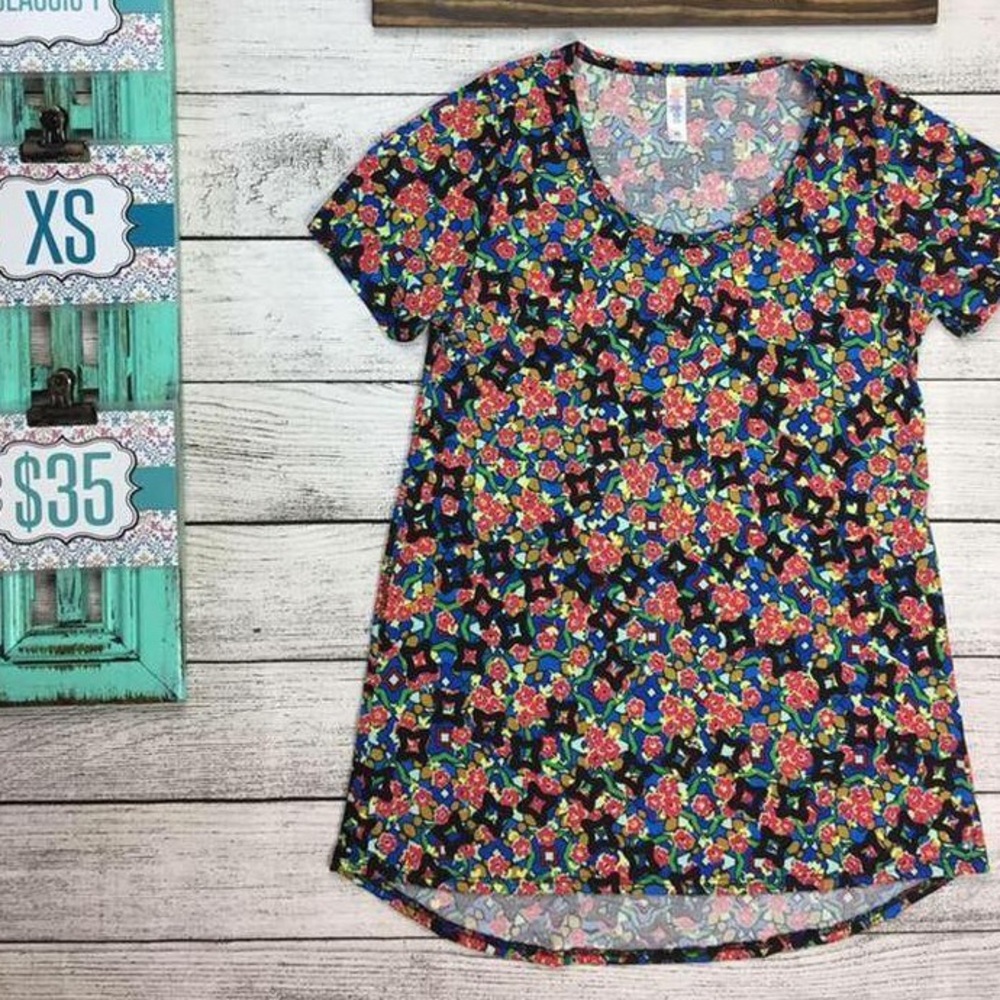 LuLaRoe Classic Tee
